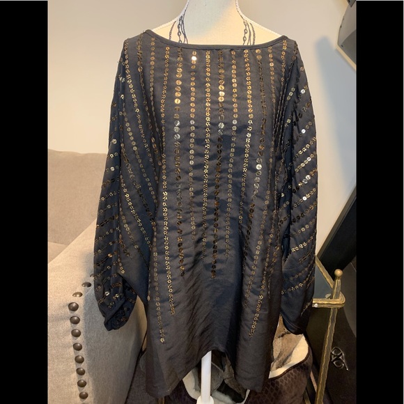 Saks 5th Ave BLACK LABEL Leopard Sequin Dolman Sleeve Blouse Size S NWT - Picture 12 of 12